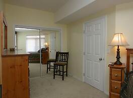 Discovery Bay Resort by KVR