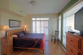 Discovery Bay Resort by KVR