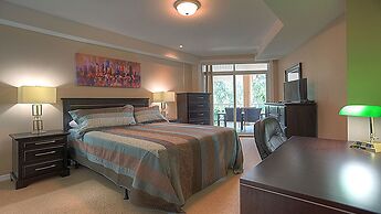 Discovery Bay Resort by KVR