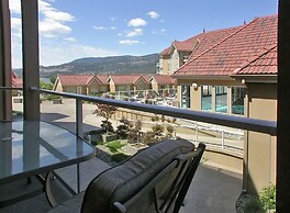 Discovery Bay Resort by KVR