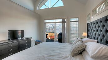 Discovery Bay Resort by KVR