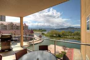 Discovery Bay Resort by KVR