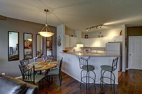 Discovery Bay Resort by KVR