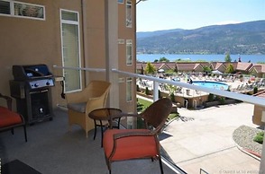 Discovery Bay Resort by KVR