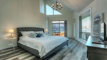 Discovery Bay Resort by KVR