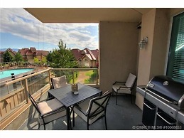 Sunset Waterfront Resort by KVR