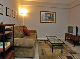 Sunset Waterfront Resort by KVR