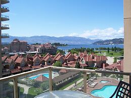 Sunset Waterfront Resort by KVR