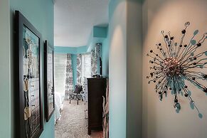 Sunset Waterfront Resort by KVR