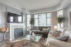 Sunset Waterfront Resort by KVR