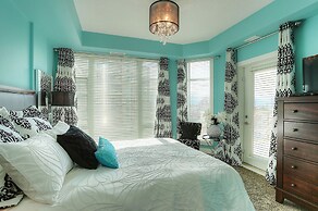 Sunset Waterfront Resort by KVR