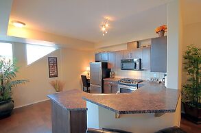 Sunset Waterfront Resort by KVR