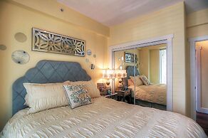 Sunset Waterfront Resort by KVR