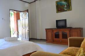 Puri Anom Guest House