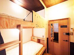 Poly Hostel 2 Namba