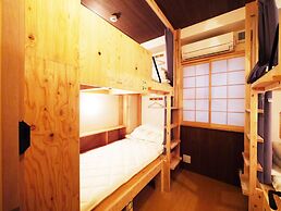 Poly Hostel 2 Namba