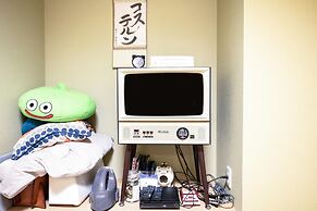 bnb+ Costelun Akiba - Hostel, Caters to Women