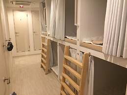 bnb+ Costelun Akiba - Hostel, Caters to Women