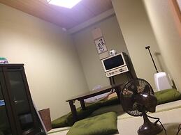 bnb+ Costelun Akiba - Hostel, Caters to Women