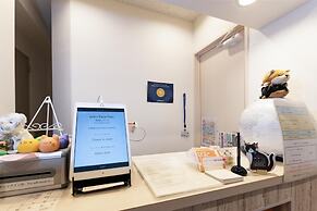 bnb+ Costelun Akiba - Hostel, Caters to Women