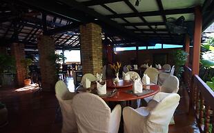 Bougainvillea Terrace House