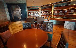 Bougainvillea Terrace House