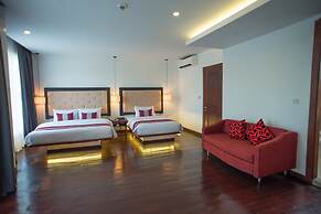 Naga Gate Boutique Hotel