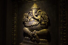 Naga Gate Boutique Hotel