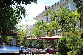 Naga Gate Boutique Hotel