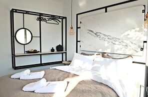 The Athenians Modern Apartments