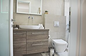 The Athenians Modern Apartments