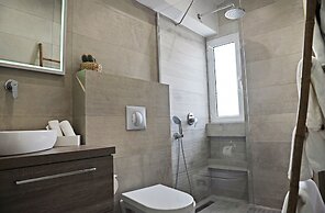 The Athenians Modern Apartments