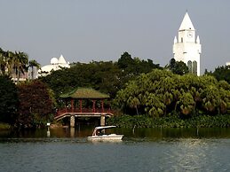 Guangzhou Compass Hotel