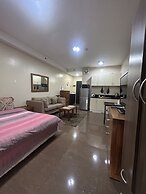 Manila Lee - Malate Bayview Mansion