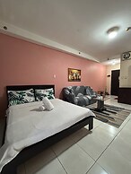 Manila Lee - Malate Bayview Mansion