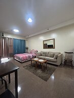 Manila Lee - Malate Bayview Mansion