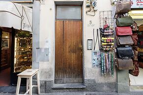 Una Finestra sulle Cappelle Medicee by Mmega