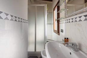 Una Finestra sulle Cappelle Medicee by Mmega