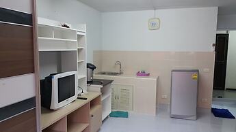 Popular Condo Muangthong Thani