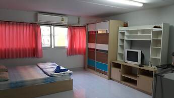 Popular Condo Muangthong Thani