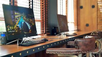 Aurico Kata Resort & Spa