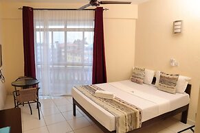 Merry Villa Hotel & Apartments