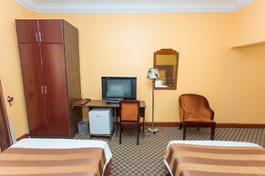 The Country Inn Hotel