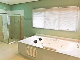 Ramada by Wyndham Furnaspark