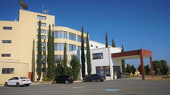 Ramada by Wyndham Furnaspark