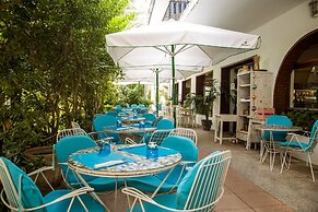 Hotel Bell Repos