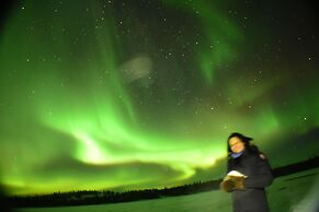 Aurora Deluxe Vacation Guest House