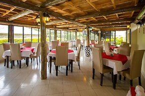 Fina Gardens Resort