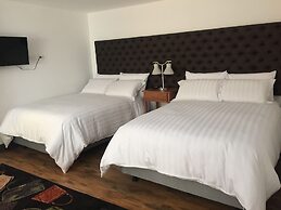 Dolce Lobo Boutique Stay