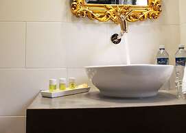 Dolce Lobo Boutique Stay